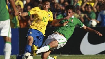 Бразилия громит Боливию в благотворительном матче