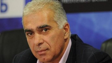 Гурам Аджоев: «Петреску отправляют в отставку после каждого поражения»
