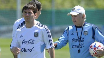 Аргентина обнародовала имена 30-ти футболистов