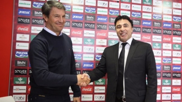 Официально: Новым главным тренером «Гранады» стал Хосе Гонсалес