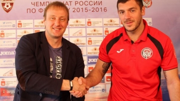 Официально: Хомич продлил контракт с «Амкаром»