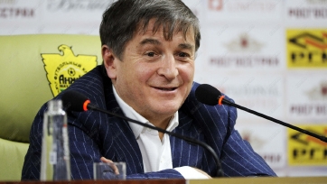 Осман Кадиев рассказал, как бывший владелец «Анжи» заставил его принять руководство клубом