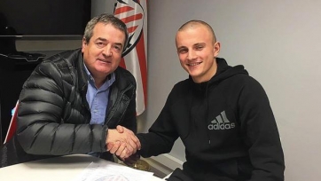Защитник львовских «Карпат» заключил договор с испанским клубом