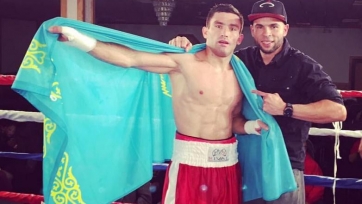 Казахстанский боксер одержал десятую победу на профи-ринге