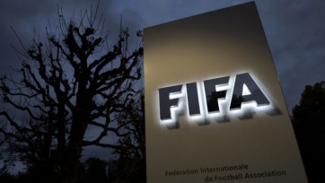 ФИФА будет просить игроков пойти на сокращение зарплат