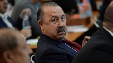 Газзаев: «Судья Казарцев и его помощники на ВАР должны быть пожизненно отстранены»