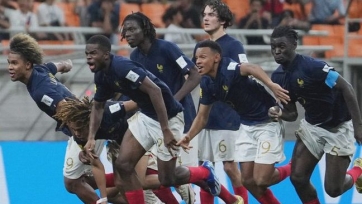 Сборная Франции дожала Узбекистан и вышла в полуфинал молодежного чемпионата мира